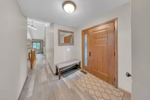 6864 Jeremy Ct, Eden Prairie, MN 55346 - Photo 2
