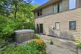 386 Bear Ave S, Vadnais Heights, MN 55127 - Photo 34