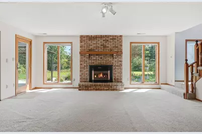 386 Bear Avenue S, Vadnais Heights, MN 55127 - Photo 26