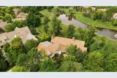 1625 Locust Hills Trail, Wayzata, MN 55391 - Photo 1