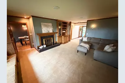 990 Blackoak Road, Eau Claire, WI 54701 - Photo 4