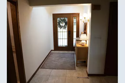 990 Blackoak Road, Eau Claire, WI 54701 - Photo 2