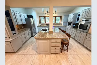 990 Blackoak Road, Eau Claire, WI 54701 - Photo 6