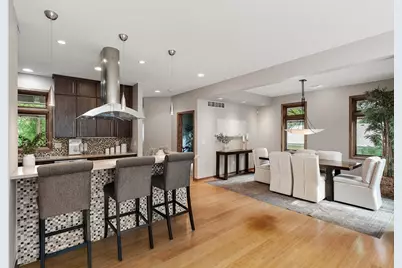 9340 Cedar Forest Road, Eden Prairie, MN 55347 - Photo 4