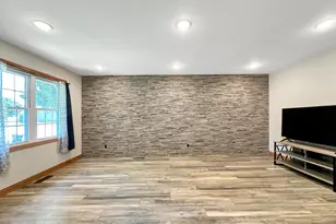1024 5th St SW, Willmar, MN 56201 - Photo 12