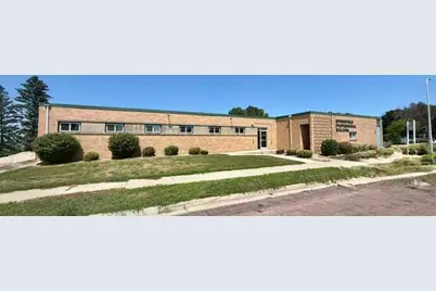 602 N Jackson Avenue, Springfield, MN 56087 - Photo 1