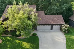 13645 Georgia Dr, Apple Valley, MN 55124 - Photo 44