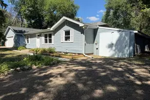 8145 Mt Curve Blvd, Brooklyn Park, MN 55445 - Photo 38