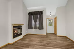3626 Linden Ave, White Bear Lake, MN 55110 - Photo 4