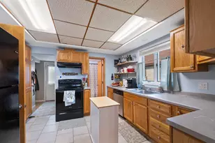415 8th St, Cloquet, MN 55720 - Photo 6