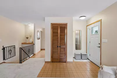 1643 Millwood Avenue, Roseville, MN 55113 - Photo 8
