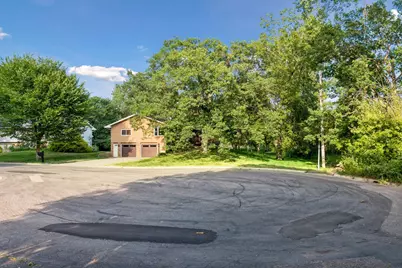 1643 Millwood Avenue, Roseville, MN 55113 - Photo 2