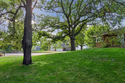 1643 Millwood Avenue, Roseville, MN 55113 - Photo 42