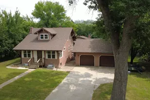 115 7th Ave SE, Elbow Lake, MN 56531 - Photo 1