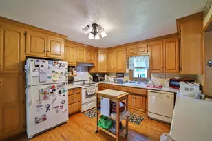 708 8th Ave SW, Little Falls, MN 56345 - Photo 2
