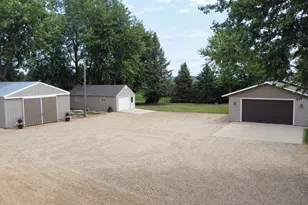 27366 260th St, Worthington, MN 56187 - Photo 36