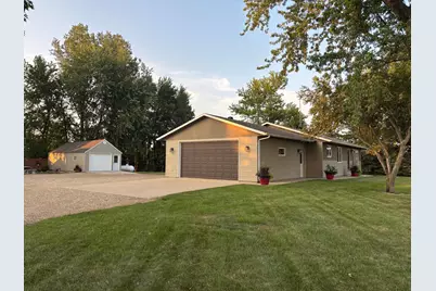 27366 260th Street, Worthington, MN 56187 - Photo 1
