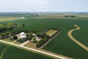 27366 260th St, Worthington, MN 56187 - Photo 2