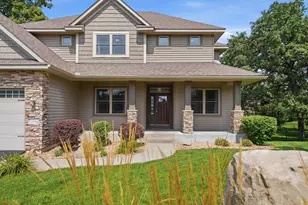 11956 Castle Rock Ct N, Champlin, MN 55316 - Photo 4