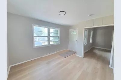 712 Maple Street W, Stillwater, MN 55082 - Photo 12
