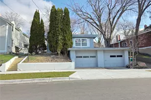 712 Maple St W, Stillwater, MN 55082 - Photo 1