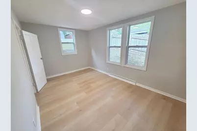 712 Maple Street W, Stillwater, MN 55082 - Photo 18