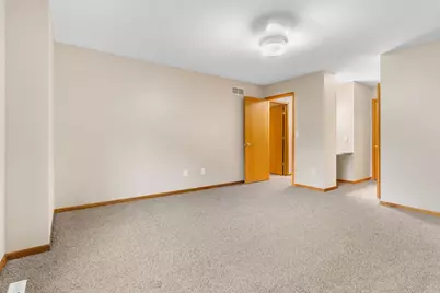 1585 Millpond Court, Chaska, MN 55318 - Photo 22