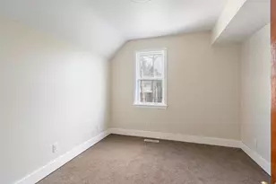 3201 Chestnut St, Duluth, MN 55806 - Photo 10