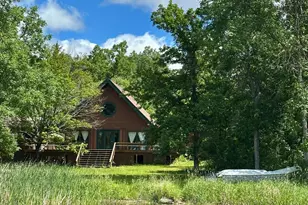 1909 Lynx Island, International Falls, MN 56649 - Photo 4