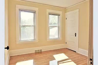 738 Magnolia Avenue E, Saint Paul, MN 55106 - Photo 28
