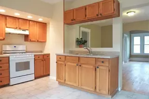 738 Magnolia Ave E, Saint Paul, MN 55106 - Photo 4