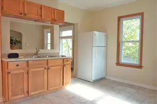 738 Magnolia Ave E, Saint Paul, MN 55106 - Photo 12