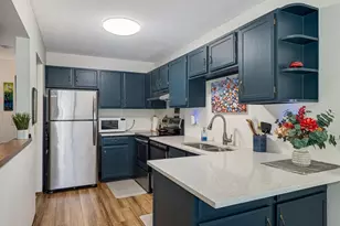 7201 Pontiac Cir, Chanhassen, MN 55317 - Photo 8