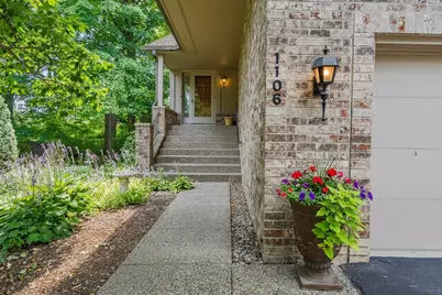 1106 Hollybrook Lane, Wayzata, MN 55391 - Photo 2