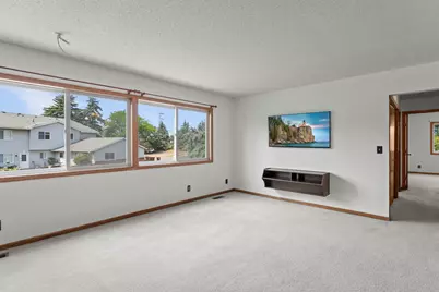 13981 60th Street Court N #206, Stillwater, MN 55082 - Photo 4