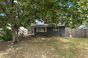 738 22nd Ave N, South Saint Paul, MN 55075 - Photo 1