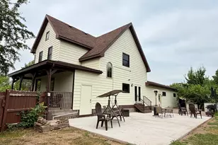 401 River Bluff Ave, Sandstone, MN 55072 - Photo 58