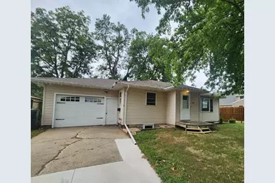 514 7th Avenue SE, Pipestone, MN 56164 - Photo 2