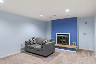 69 Dennis Ln N, Maplewood, MN 55119 - Photo 28
