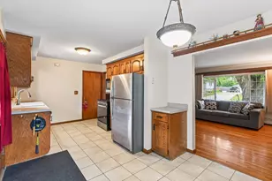 69 Dennis Ln N, Maplewood, MN 55119 - Photo 16