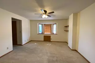 919 Abbott St, Albert Lea, MN 56007 - Photo 14