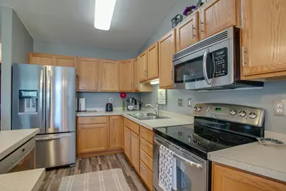 1901 41st Avenue S, Moorhead, MN 56560 - Photo 10