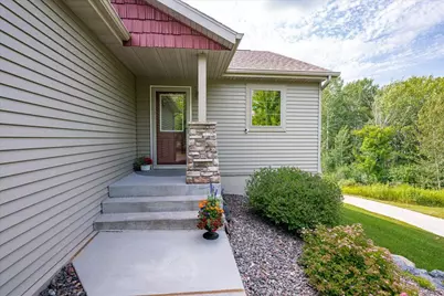 231 Hickory Street, Duluth, MN 55811 - Photo 2