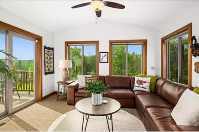 231 Hickory Street, Duluth, MN 55811 - Photo 10
