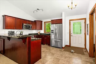 231 Hickory St, Duluth, MN 55811 - Photo 4