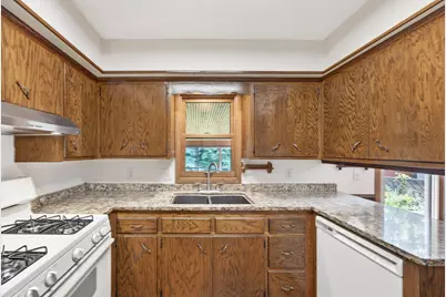 67 13th Avenue SW, New Brighton, MN 55112 - Photo 8