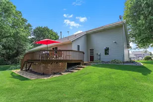 320 Hackberry Cir, Hastings, MN 55033 - Photo 36