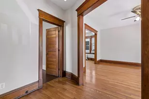 1083 Hague Ave, Saint Paul, MN 55104 - Photo 12