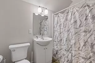 1083 Hague Ave, Saint Paul, MN 55104 - Photo 48