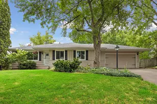 13101 Oakland Dr, Burnsville, MN 55337 - Photo 4